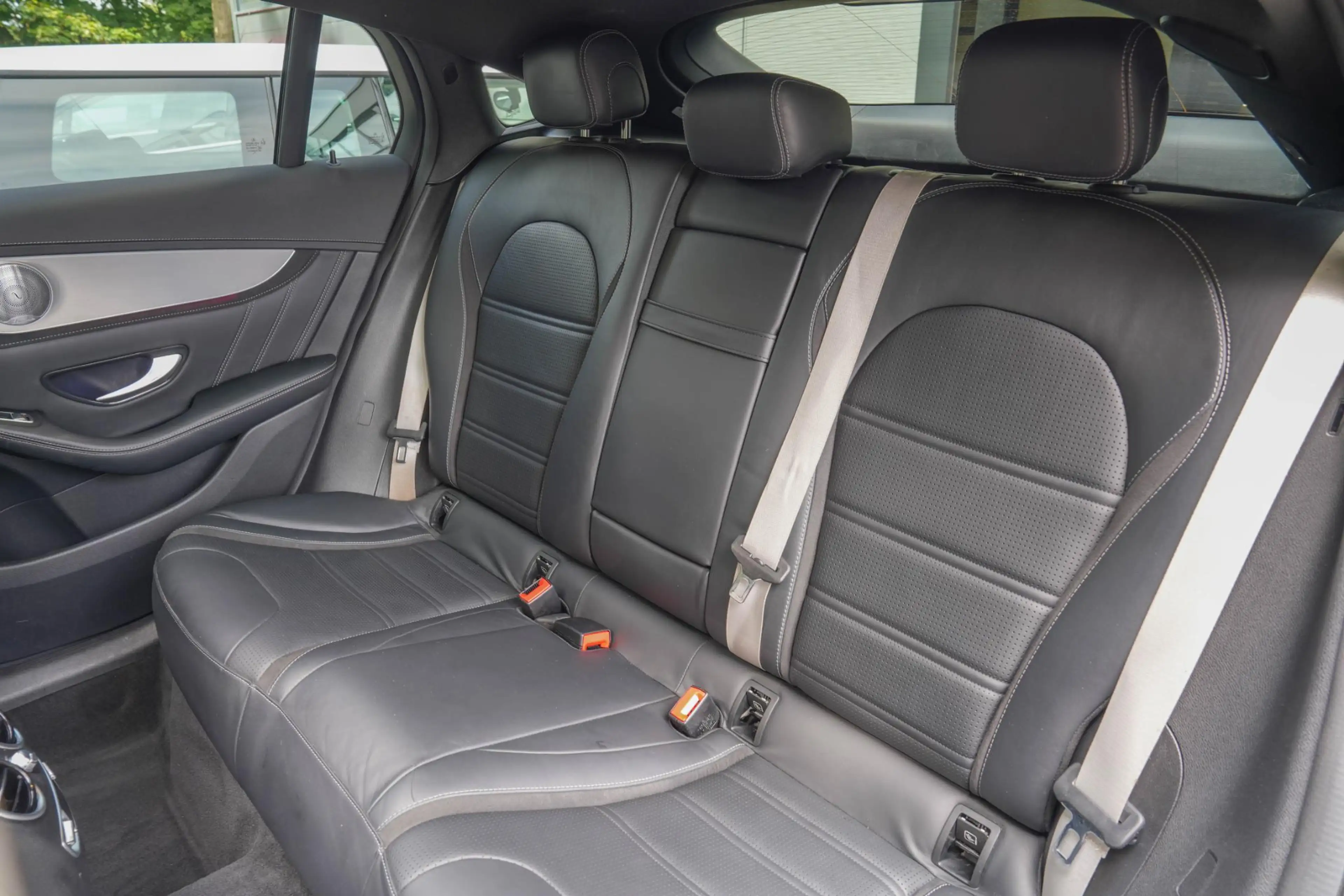 Mercedes-Benz GLC 63 AMG Coupé S 4MATIC+ | Pano | Burmester | Stoelkoeling — photo 9