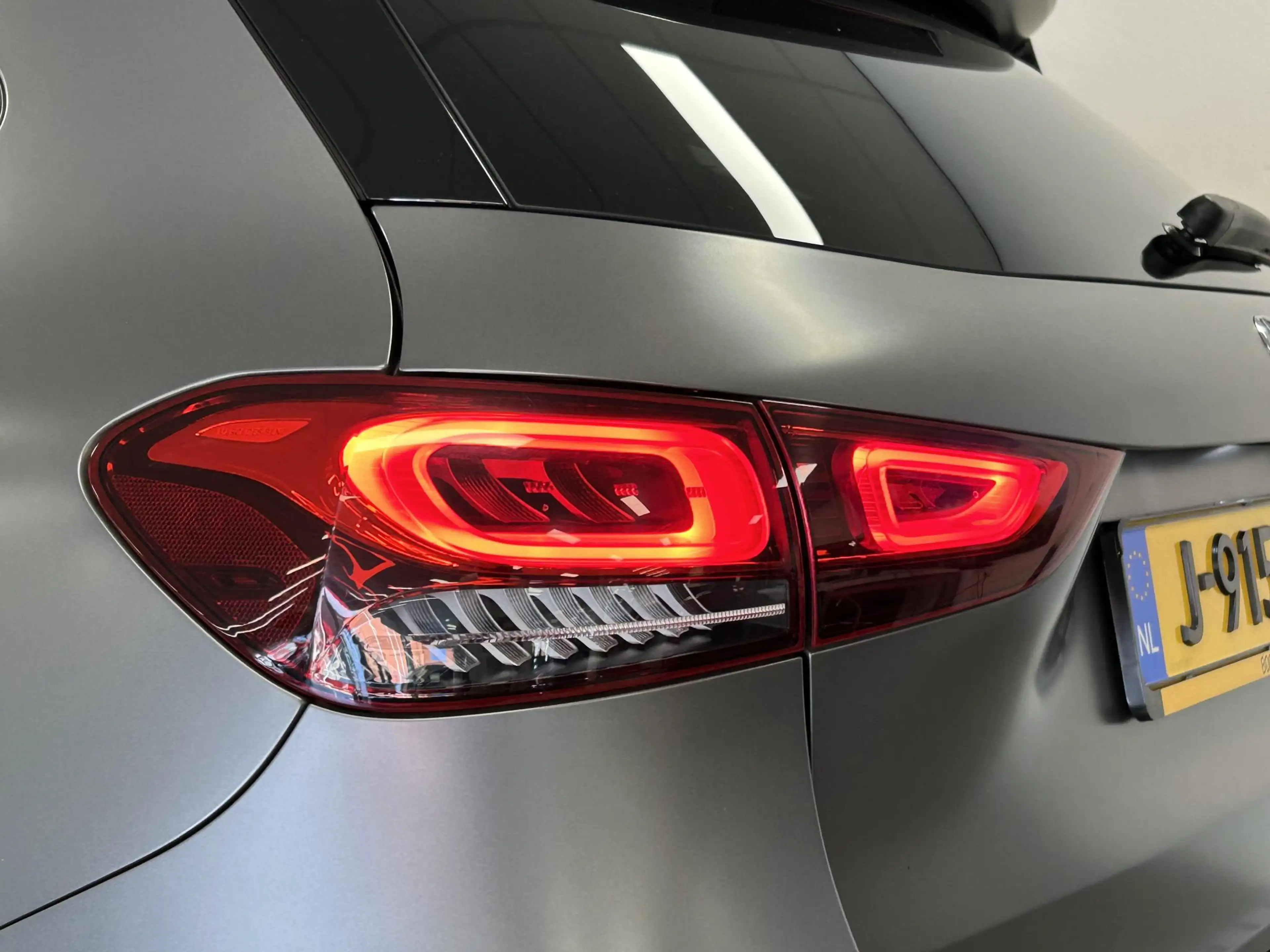 Mercedes-Benz GLA 200 AMG Line | Pano | Trekhaak | Memory | Mat grijs | — photo 37