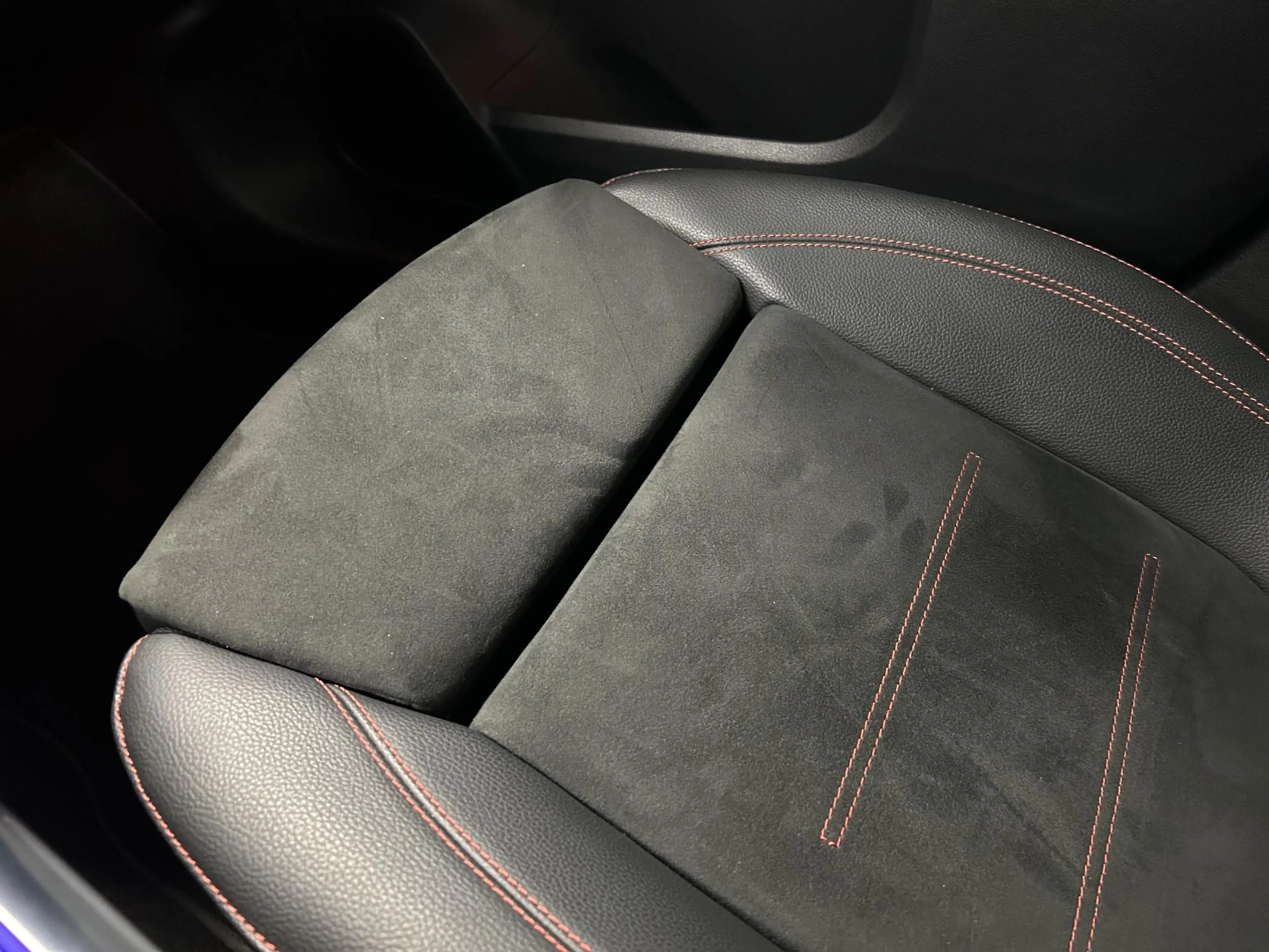 Mercedes-Benz GLA 200 AMG Line | Pano | Trekhaak | Memory | Mat grijs | — photo 27