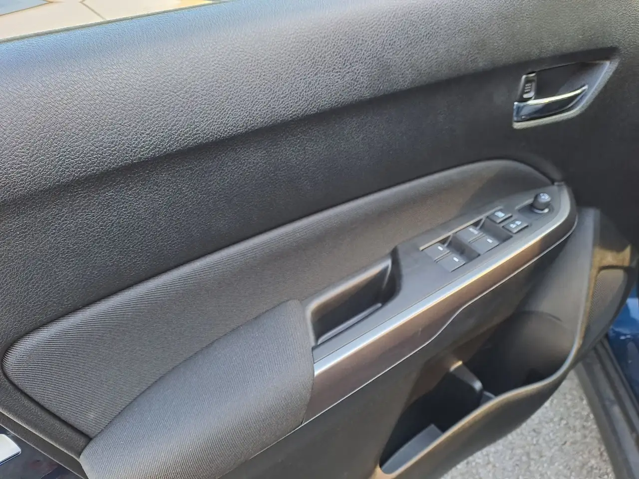 Suzuki Vitara 1.5 Comfort 4x2 "Shinkai" Sondermodell 5