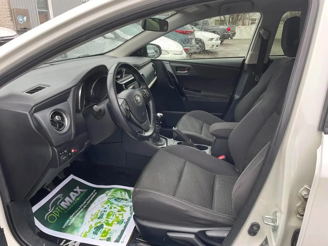 Toyota Corolla снимка Toyota Corolla