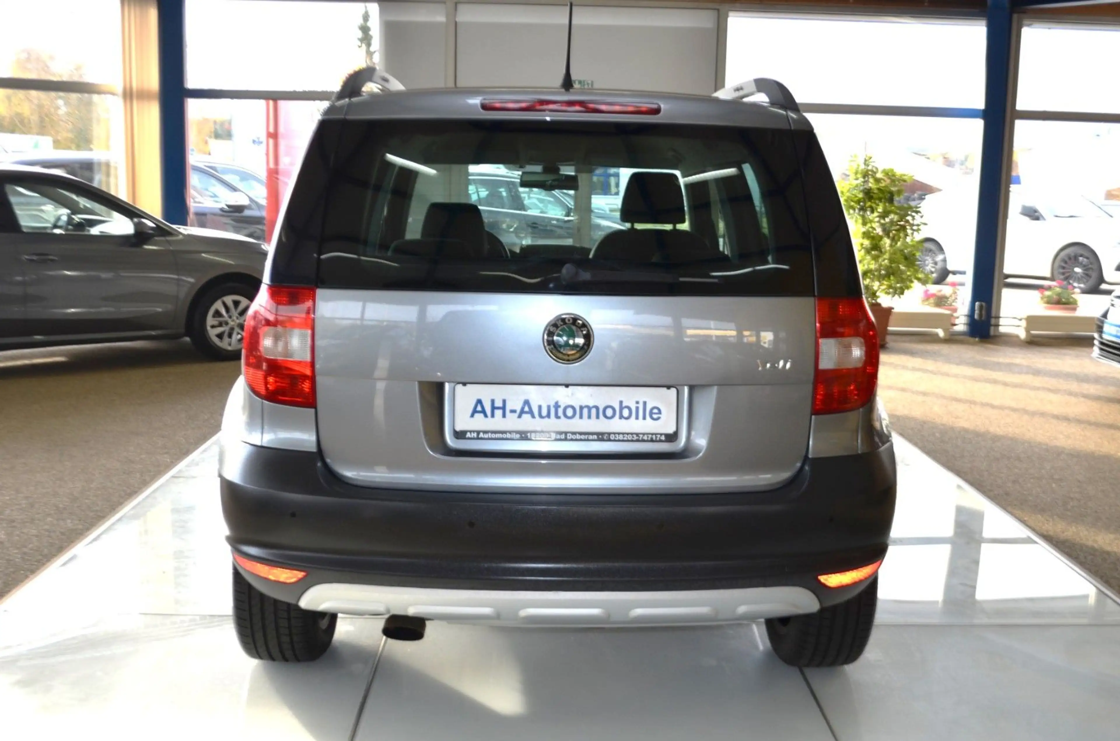 Skoda Yeti Ambition KLIMAAUTO./ TEMPOMAT / PDC — photo 6