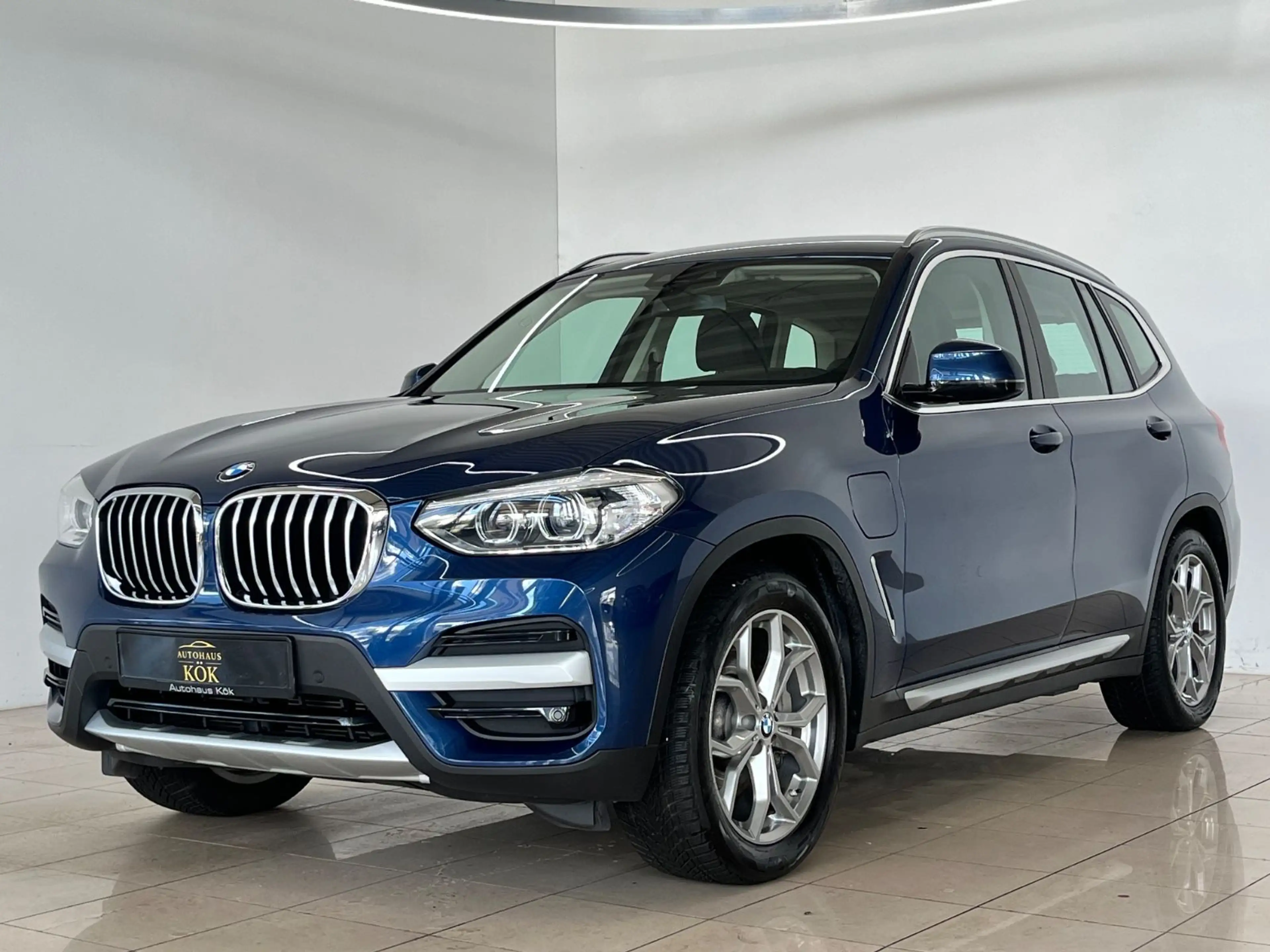 BMW X3 xDrive 30 e xLine PDC Tempomat AHK — photo 2
