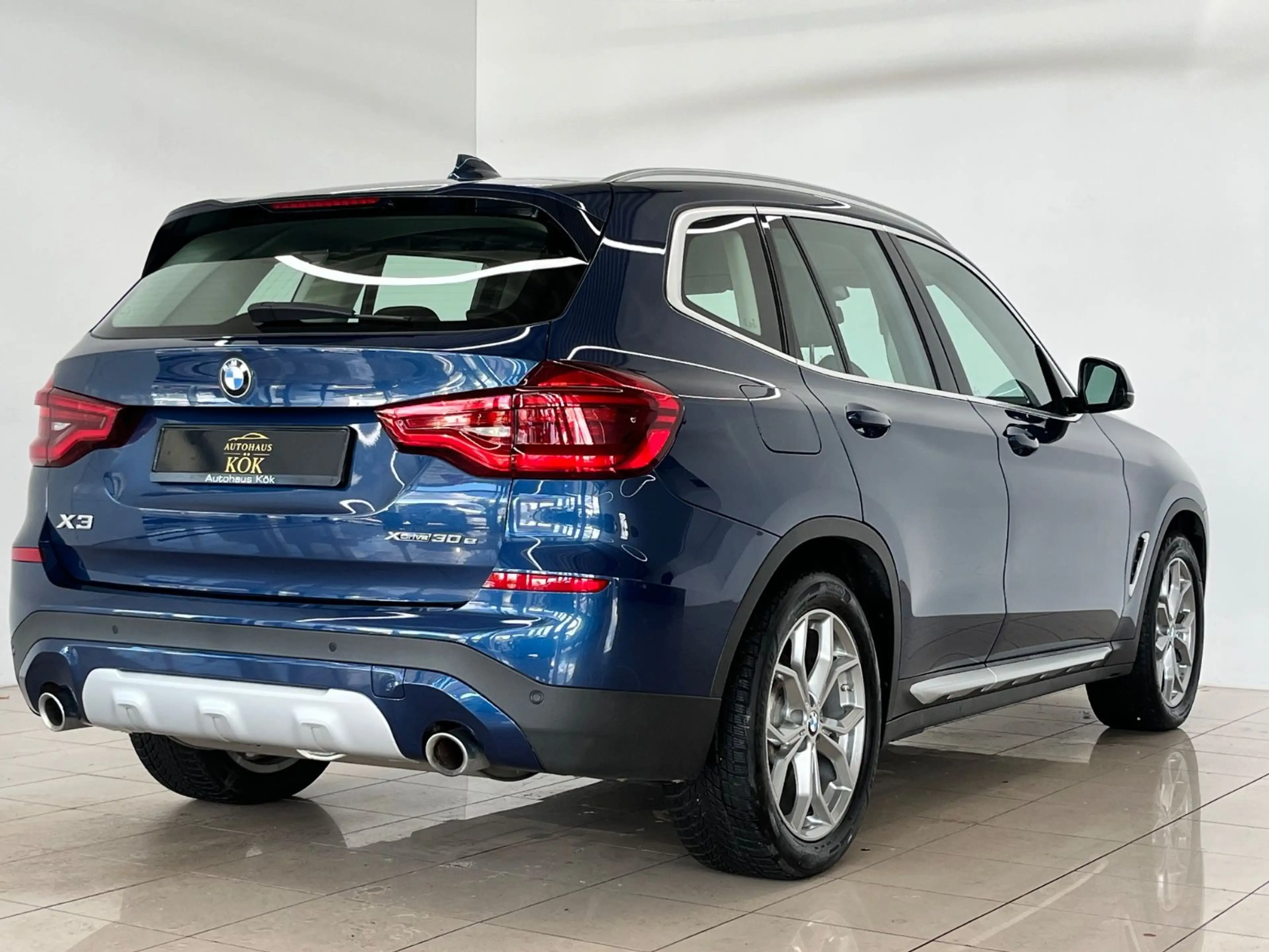 BMW X3 xDrive 30 e xLine PDC Tempomat AHK — photo 6