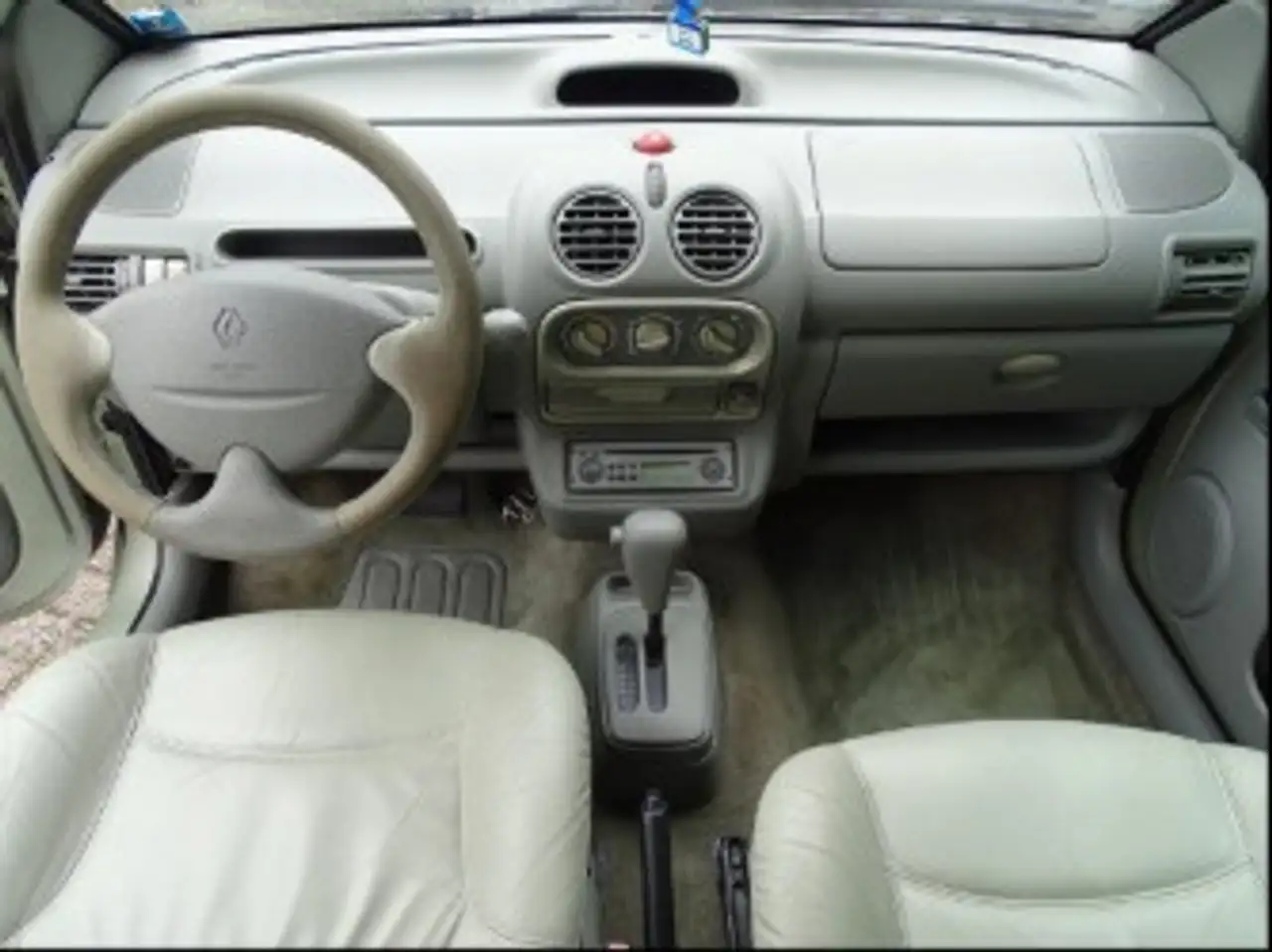 Renault Twingo 1.2i Initiale, foto 2