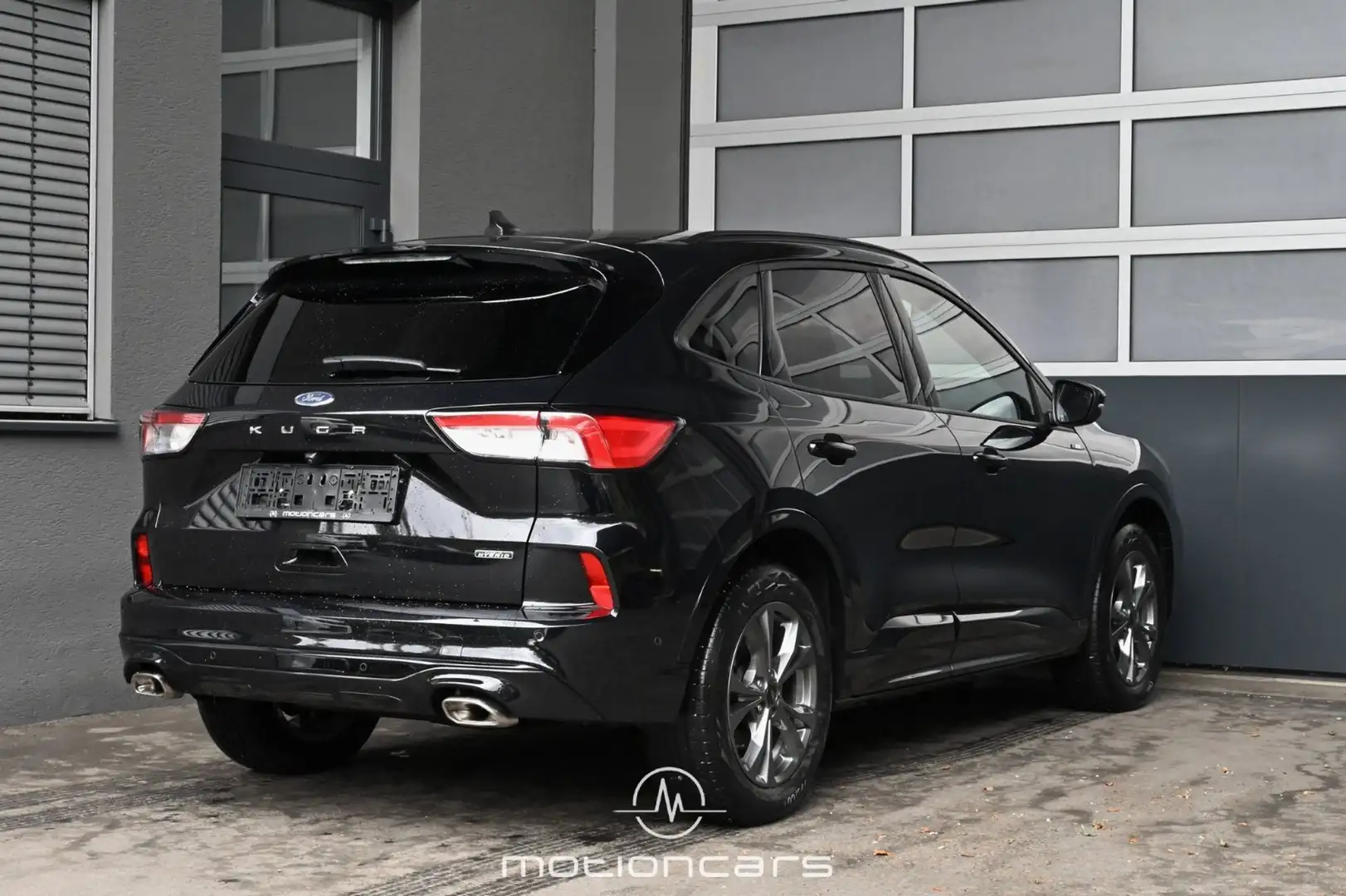 Ford Kuga 5 Duratec Plug-in-Hybrid PHEv ST - LINE Pickerl N Schwarz - 2