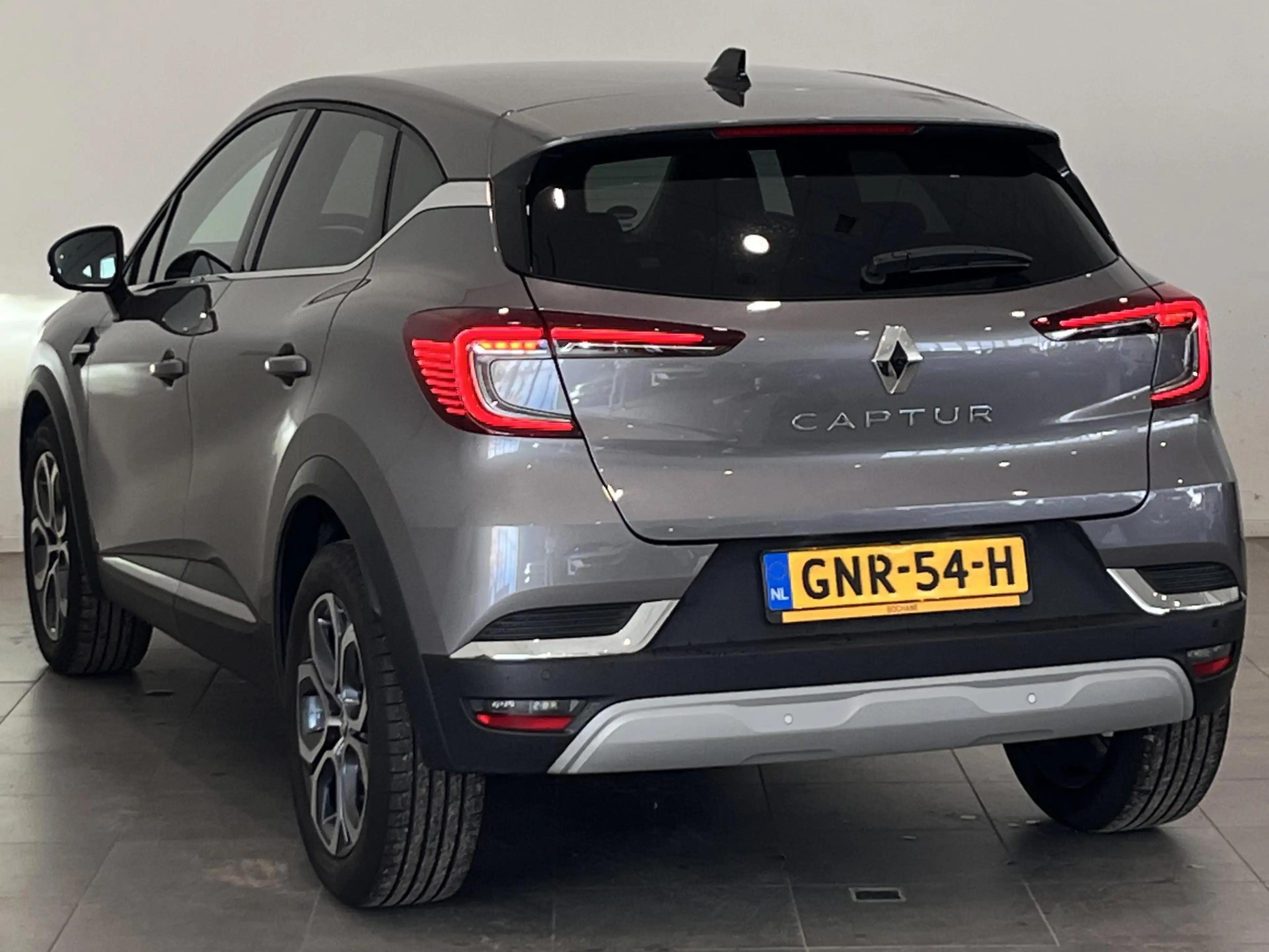 Renault Captur 1.3 TCe 140 Intens | Automaat | Stoel- & Stuurverw — photo 6