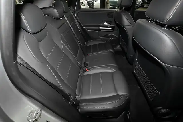 Mercedes-Benz B-Class view 7