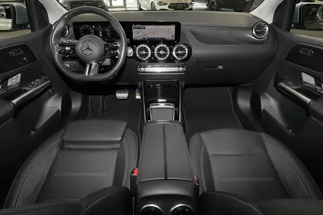 Mercedes-Benz B-Class view 6