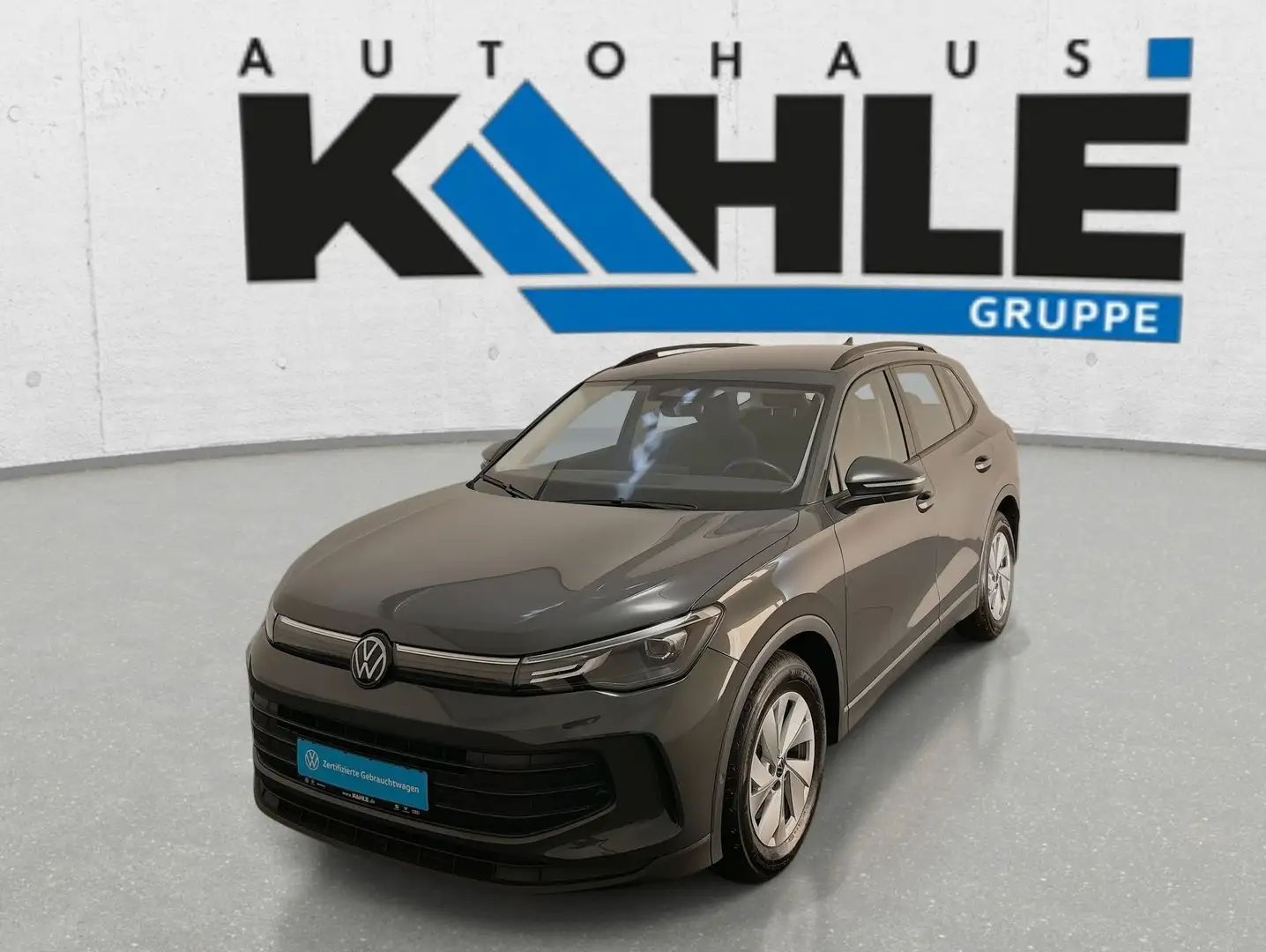 Volkswagen Tiguan Basis 2.0TDI DSG AHK Navi Garantie Grau - 2