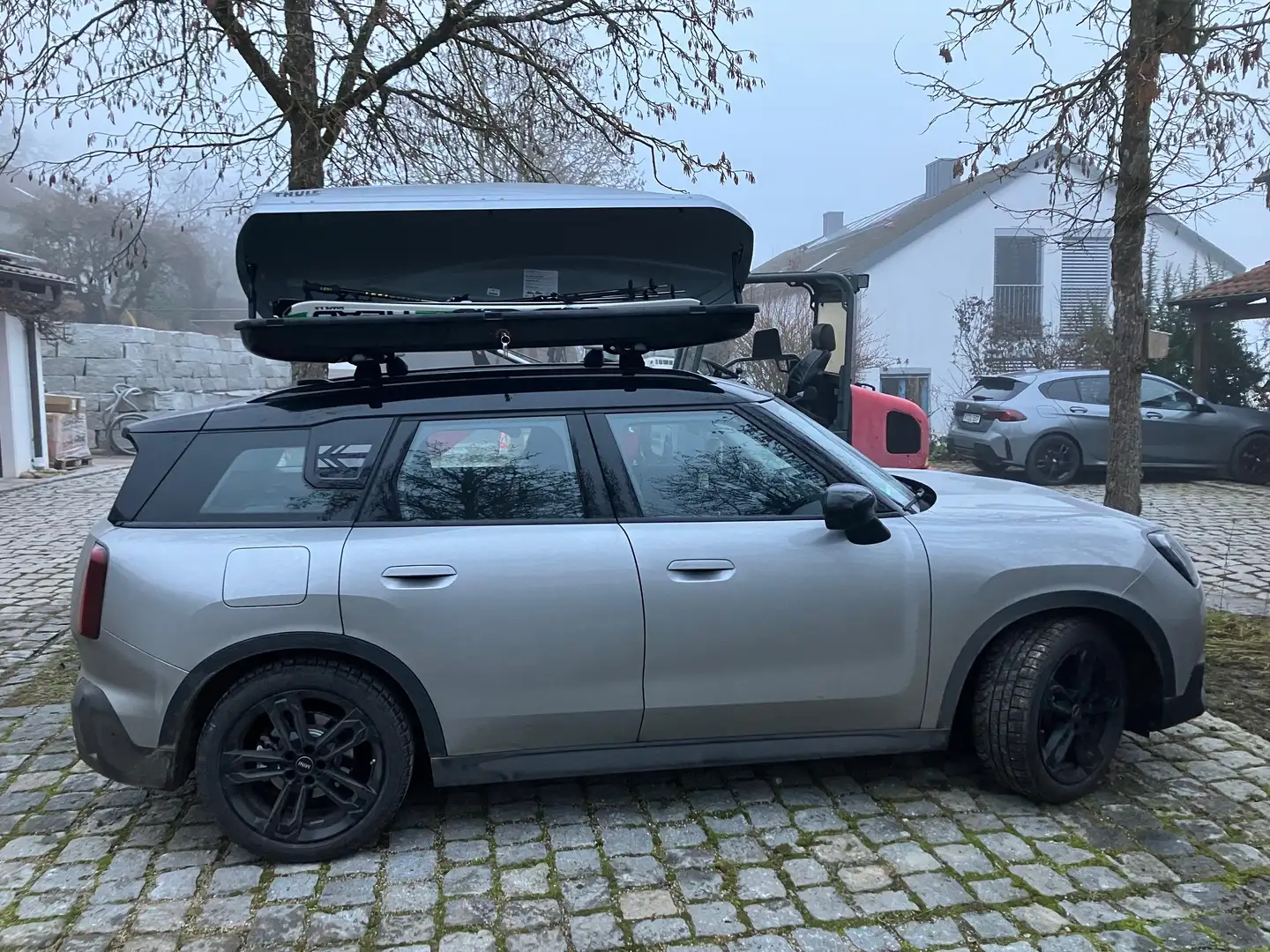 MINI Countryman E Classic Trim Paket S 245/45R19 HUD LED DAB FLA Silber - 2