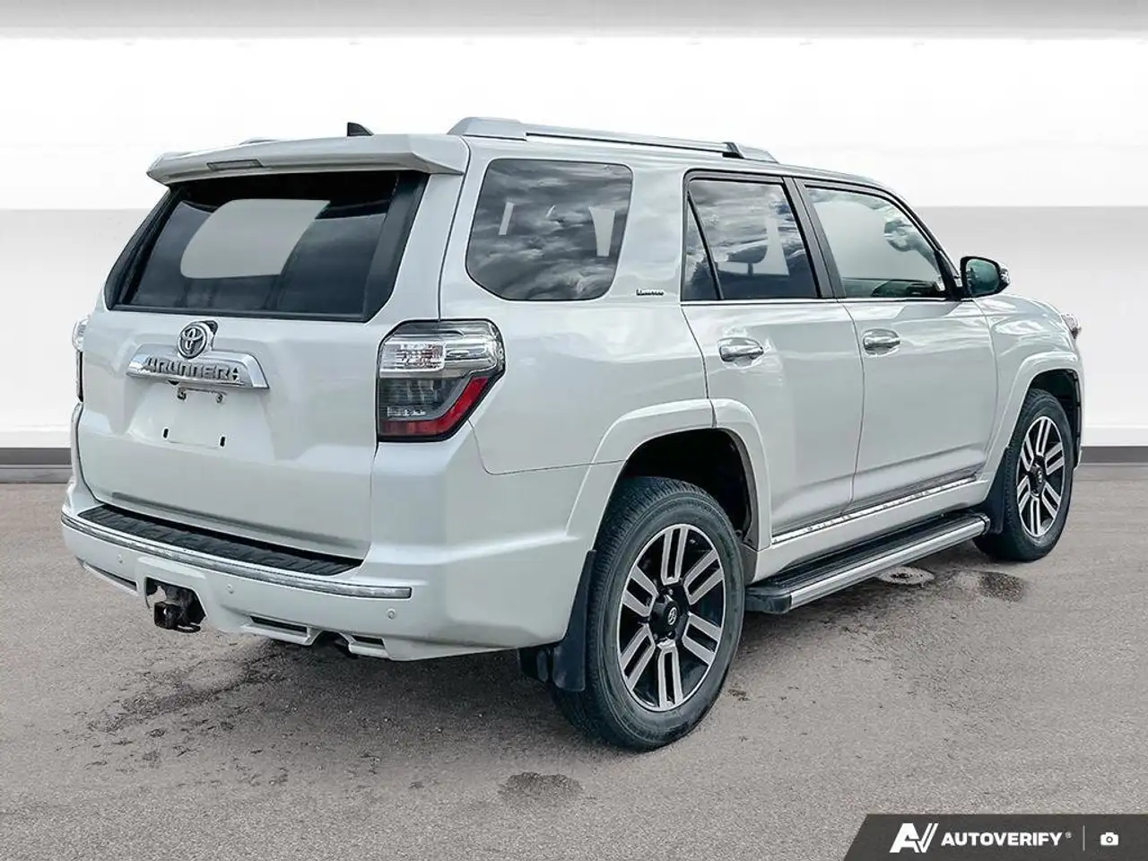 Toyota 4-Runner снимка Toyota 4-Runner