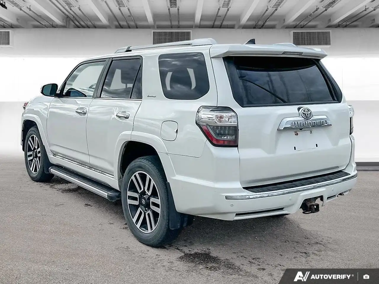 Toyota 4-Runner снимка Toyota 4-Runner