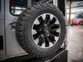 Land Rover Defender WORKS V8 90 Station 70th Edition Silber - thumbnail 25