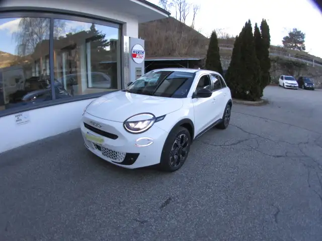 Fiat 600 600 IV 2023 1.2 hybrid La Prima 110cv auto