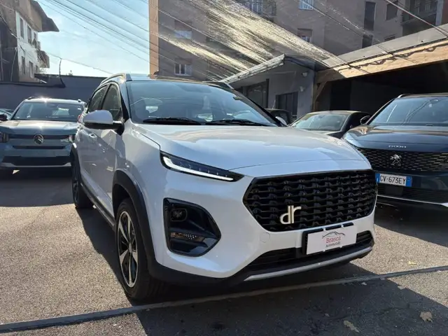 DR Automobiles DR 3.0