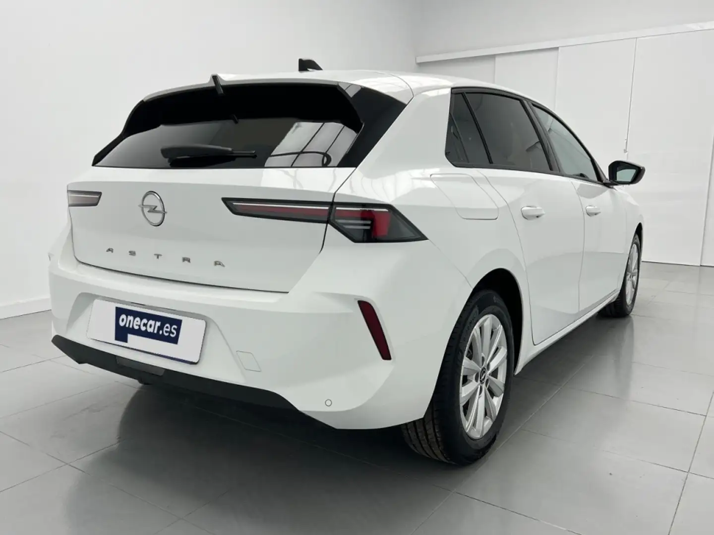 Opel Astra 1.2T XHL S/S Edition 110 Blanco - 2