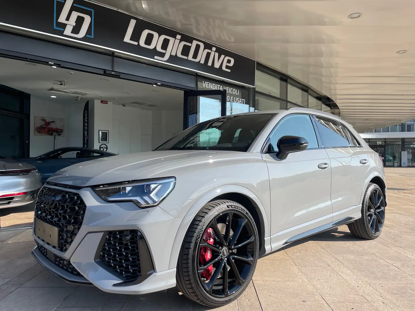 Audi RS Q3 2.5 quattro s-tronic Tagliandi AUDI BELLISSIMA! Gris - 1