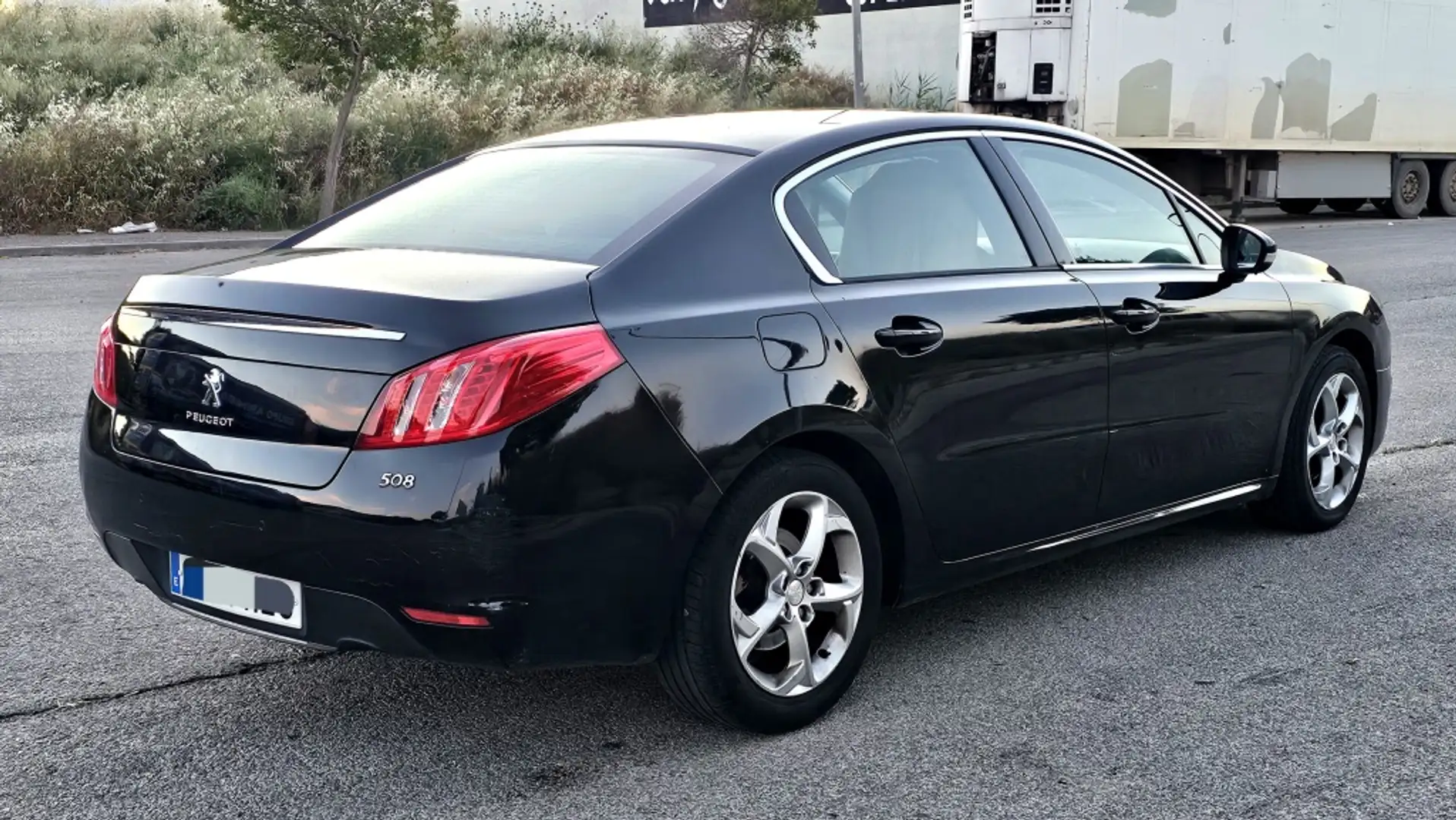 Peugeot 508 2.0HDI Active 140 Negro - 2