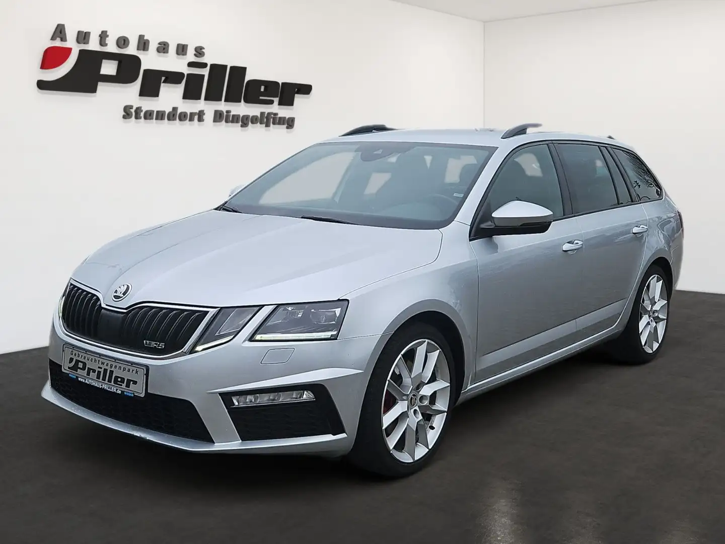 Skoda Octavia 2.0 TDI Combi RS/NAVI/LED/DAB/ACC/Apple Silber - 1