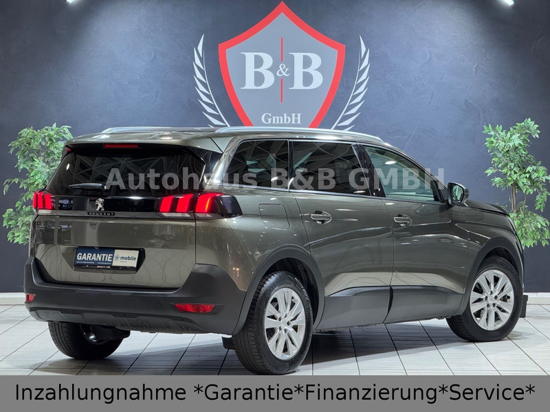 Peugeot 5008 Blue-HDI*1.Hand*7.Sitze*Navi*Kamera*Tempo — photo 9