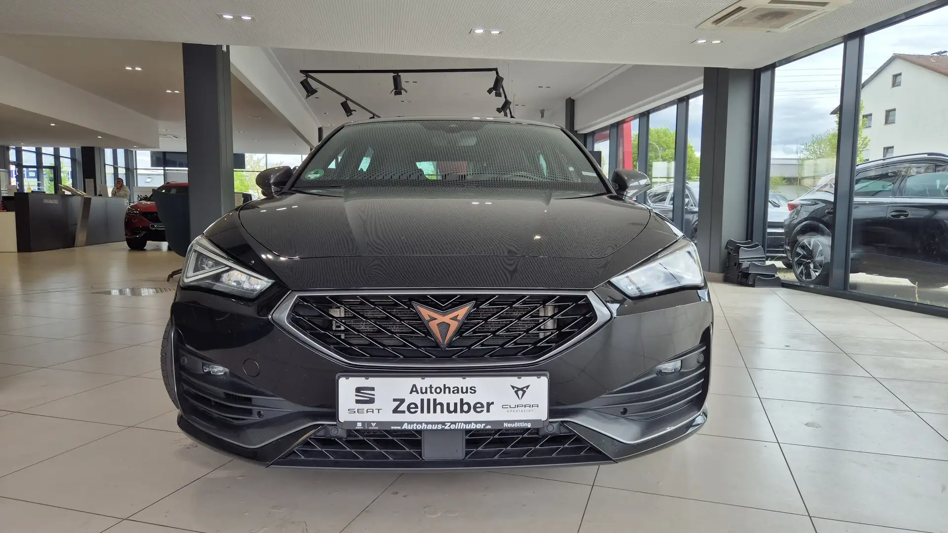 CUPRA Leon 2.0 TSI DSG VZ *Assist XL*Beats*Kamera* Noir - 2
