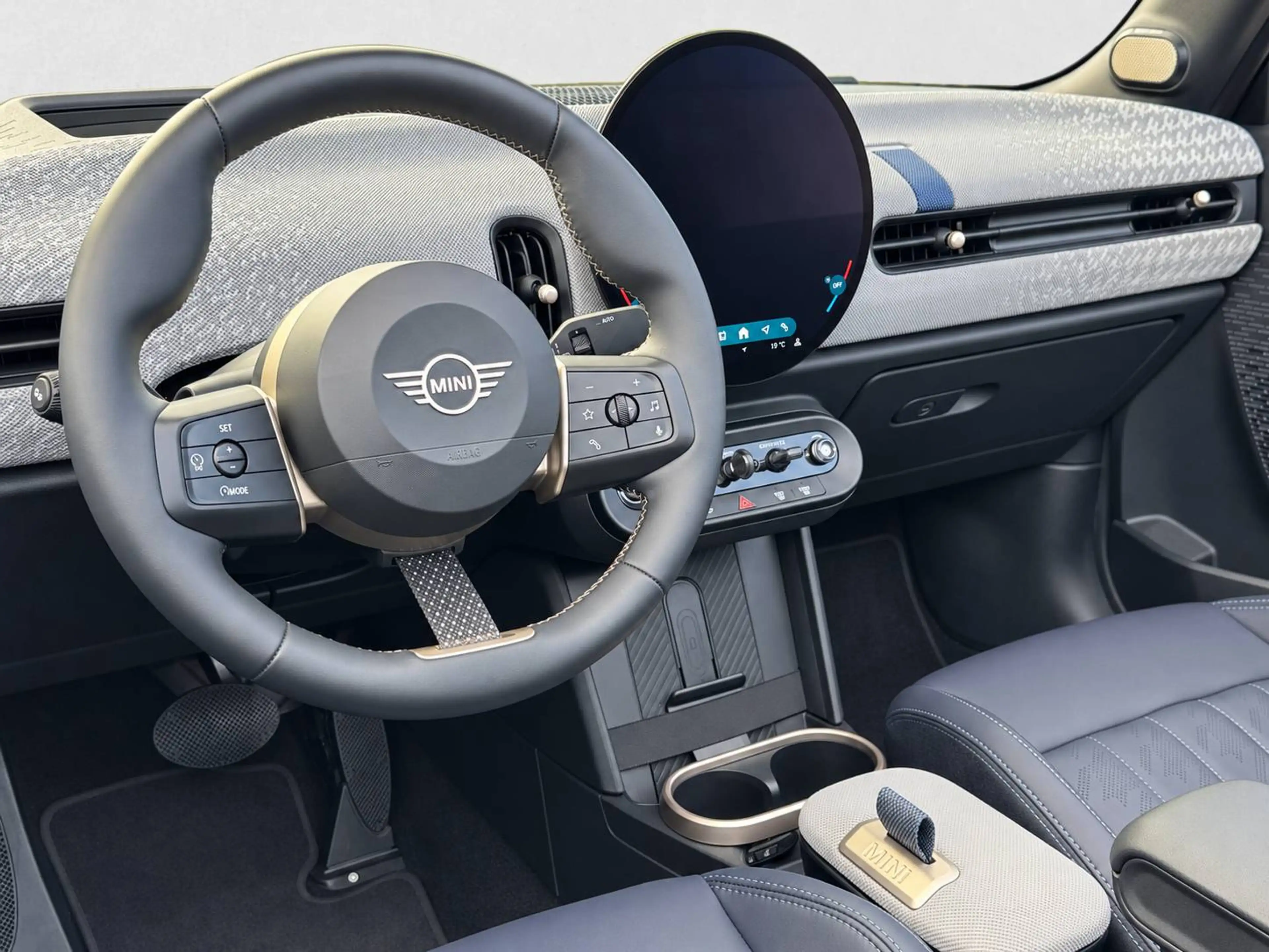 MINI Cooper C Cabrio 2.0A - FAVOURED PACK M - H/K - HUD - ACCÈS CONFORT - GARANTIE MINI 05/2028 — photo 12