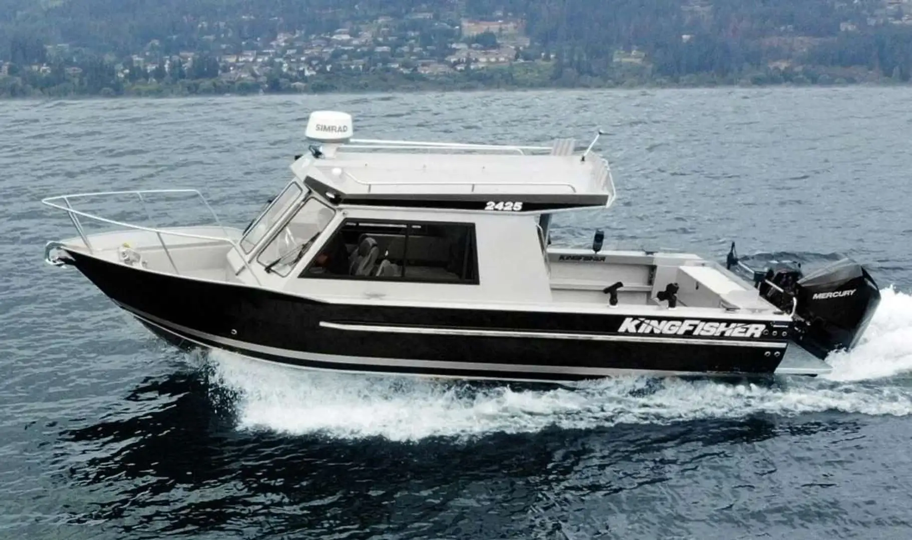 KingFisher 2425 ESCAPE HT 2026 | Bateau de pêche en vente chez Boisvert ...