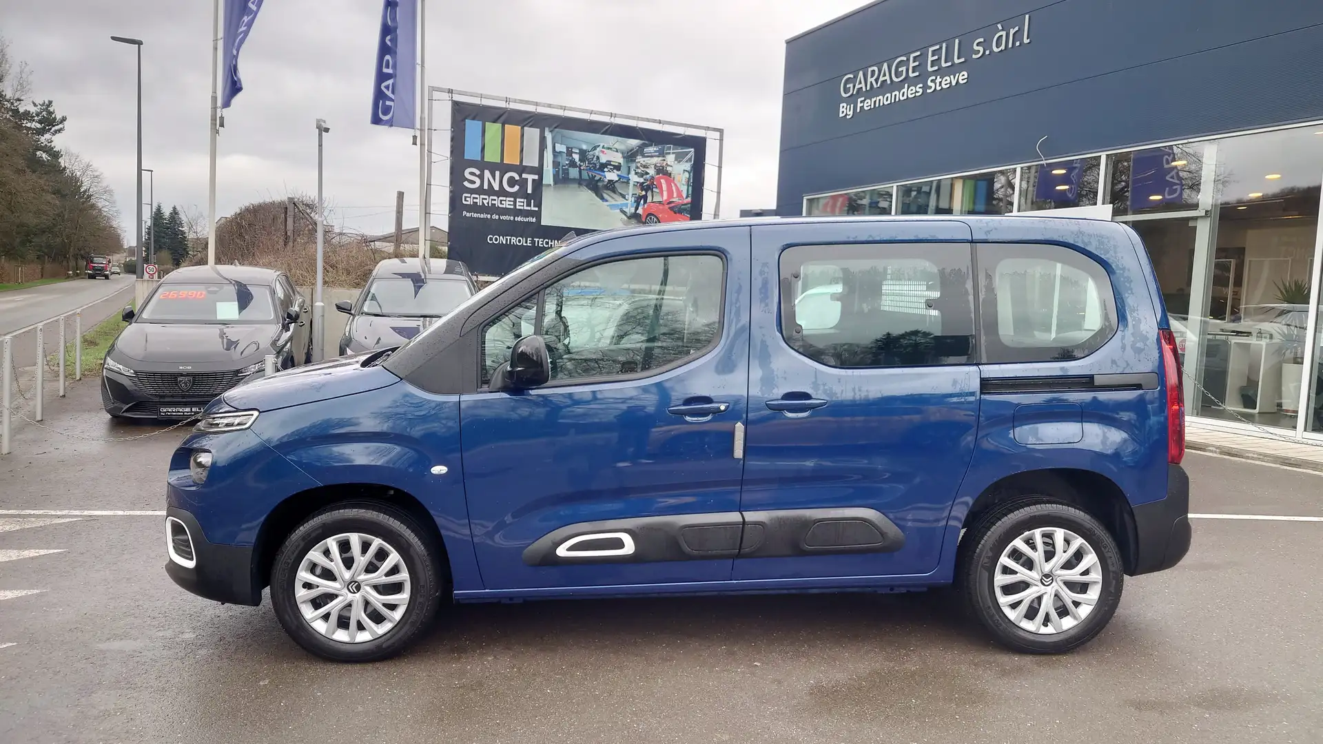 Citroen Berlingo MPV Feel M Bleu - 2