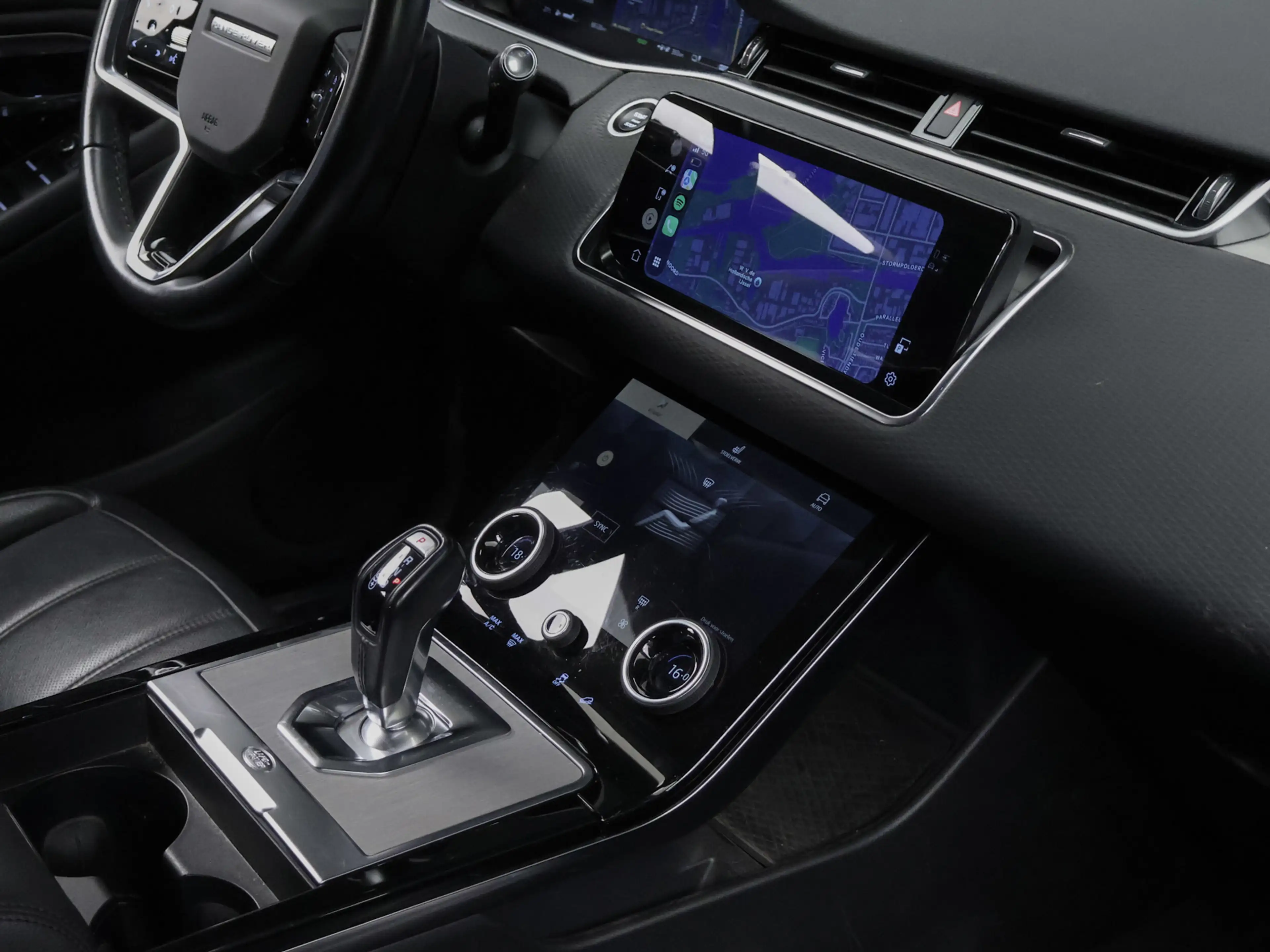 Land Rover Range Rover Evoque 1.5 P300e AWD S Sport (APPLE CARPLAY,NAVI,CAMERA,3 — photo 26