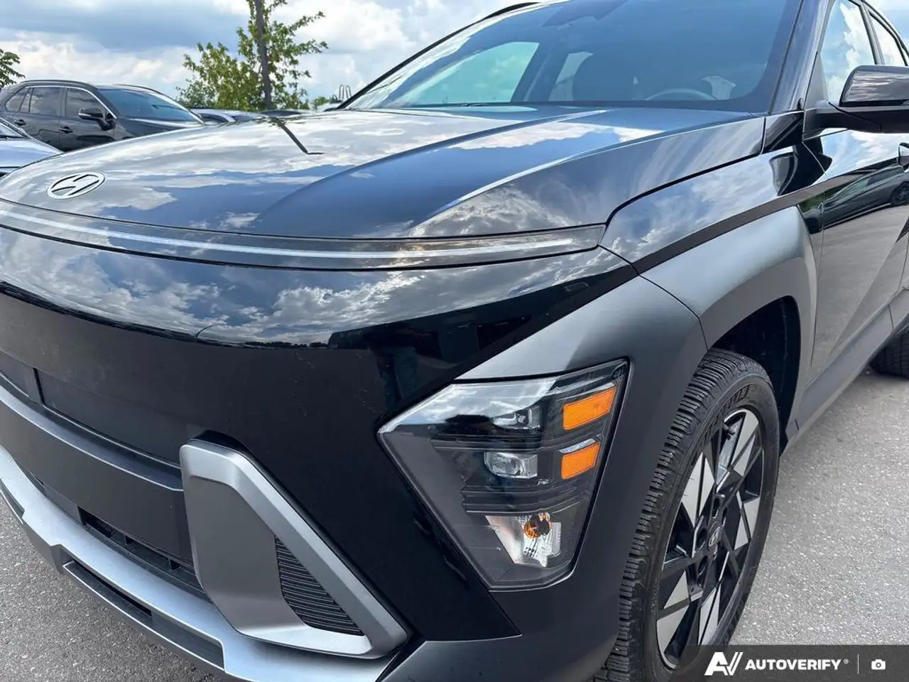Hyundai KONA снимка Hyundai KONA