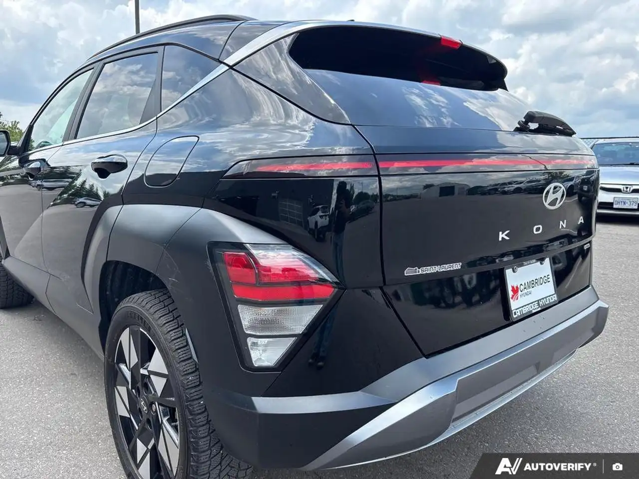 Hyundai KONA снимка Hyundai KONA