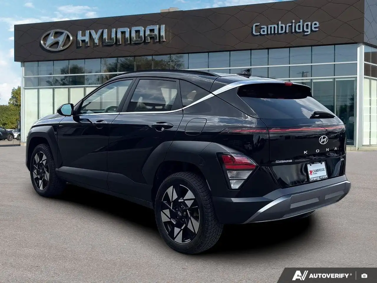 Hyundai KONA снимка Hyundai KONA