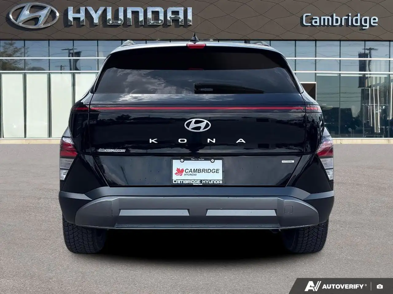 Hyundai KONA снимка Hyundai KONA