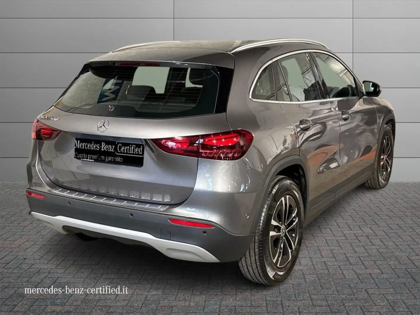 Mercedes-Benz GLA 180 d Automatic Advanced Grigio - 2