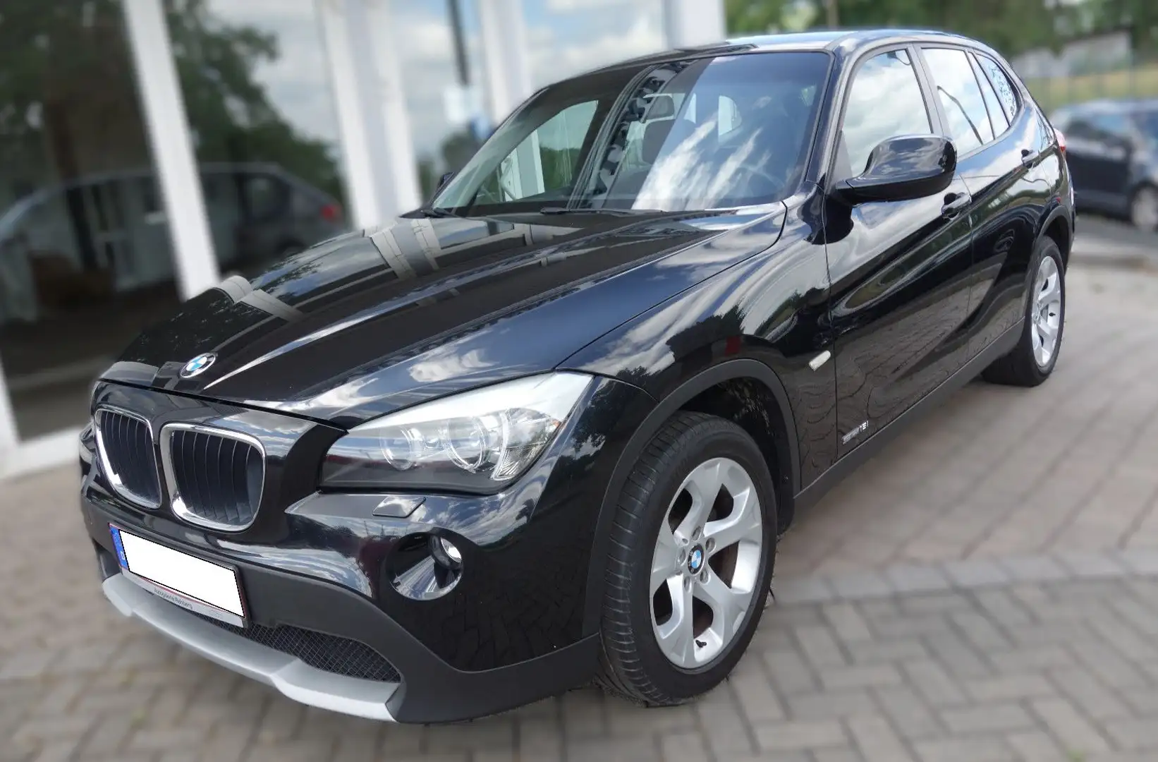 BMW X1 Baureihe X1 18 i sDrive Bi-Xenon-Scheinwerfer Noir - 1
