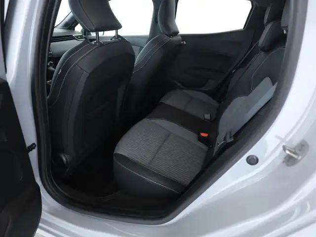 Renault Clio view 12
