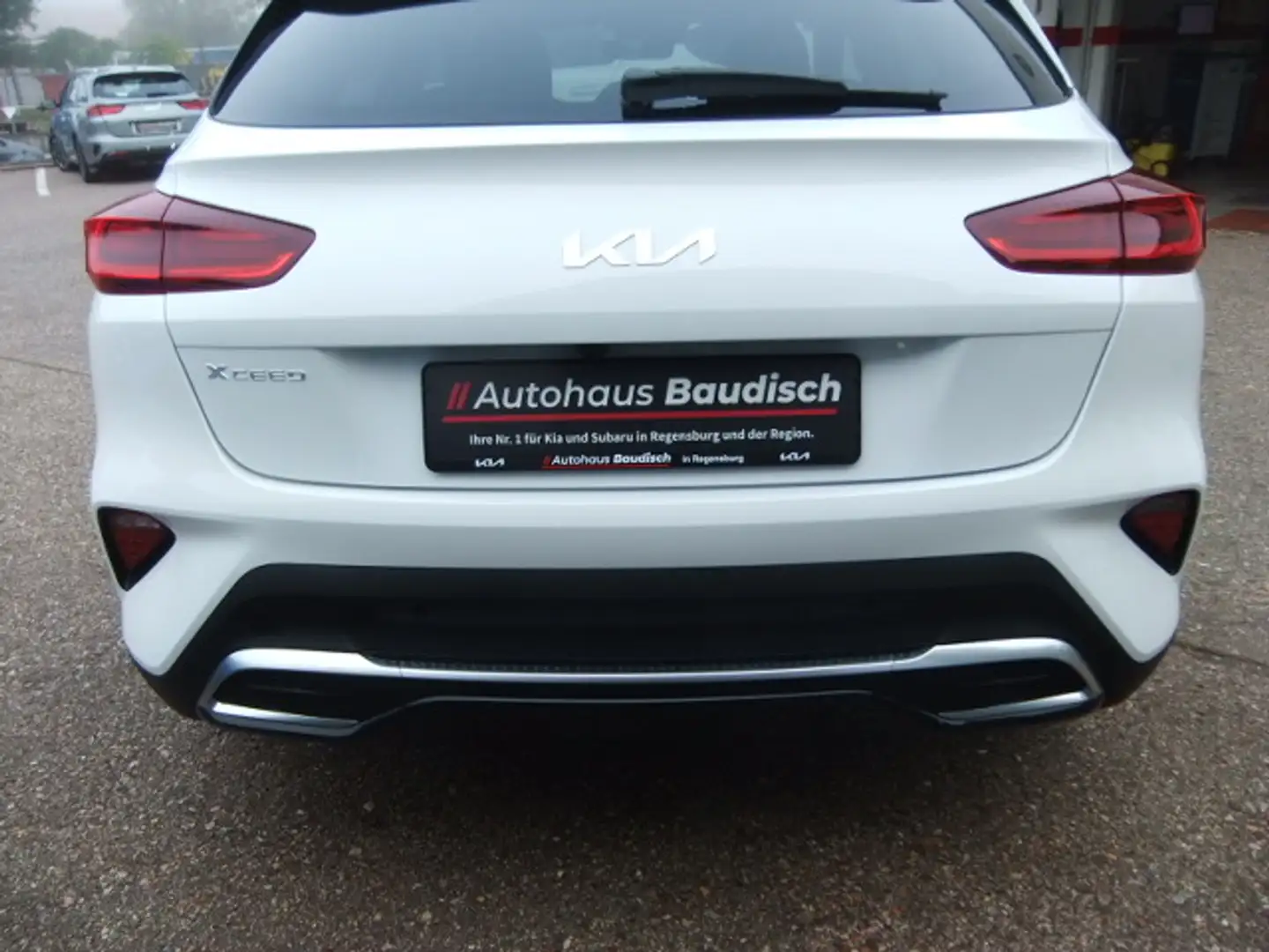 Kia XCeed 1.5 T-GDI OPF DCT7 VISION Wit - 2