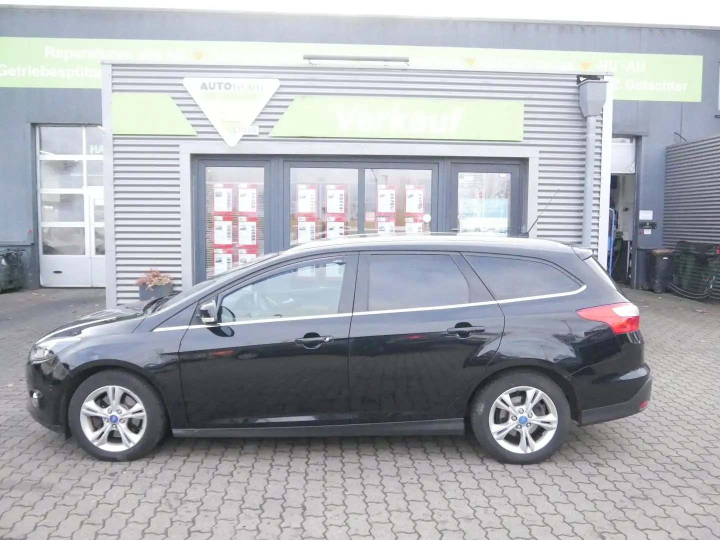 Ford Focus Champions Edition Noir - 1
