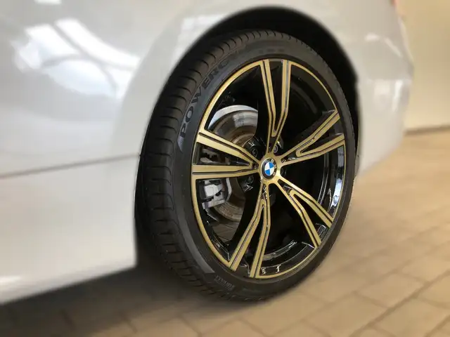 BMW 4 Series view 3