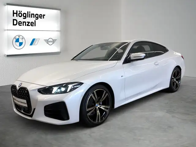 BMW 4 Series view 2