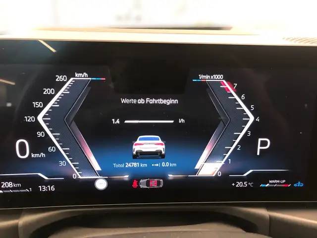 BMW 4 Series view 4