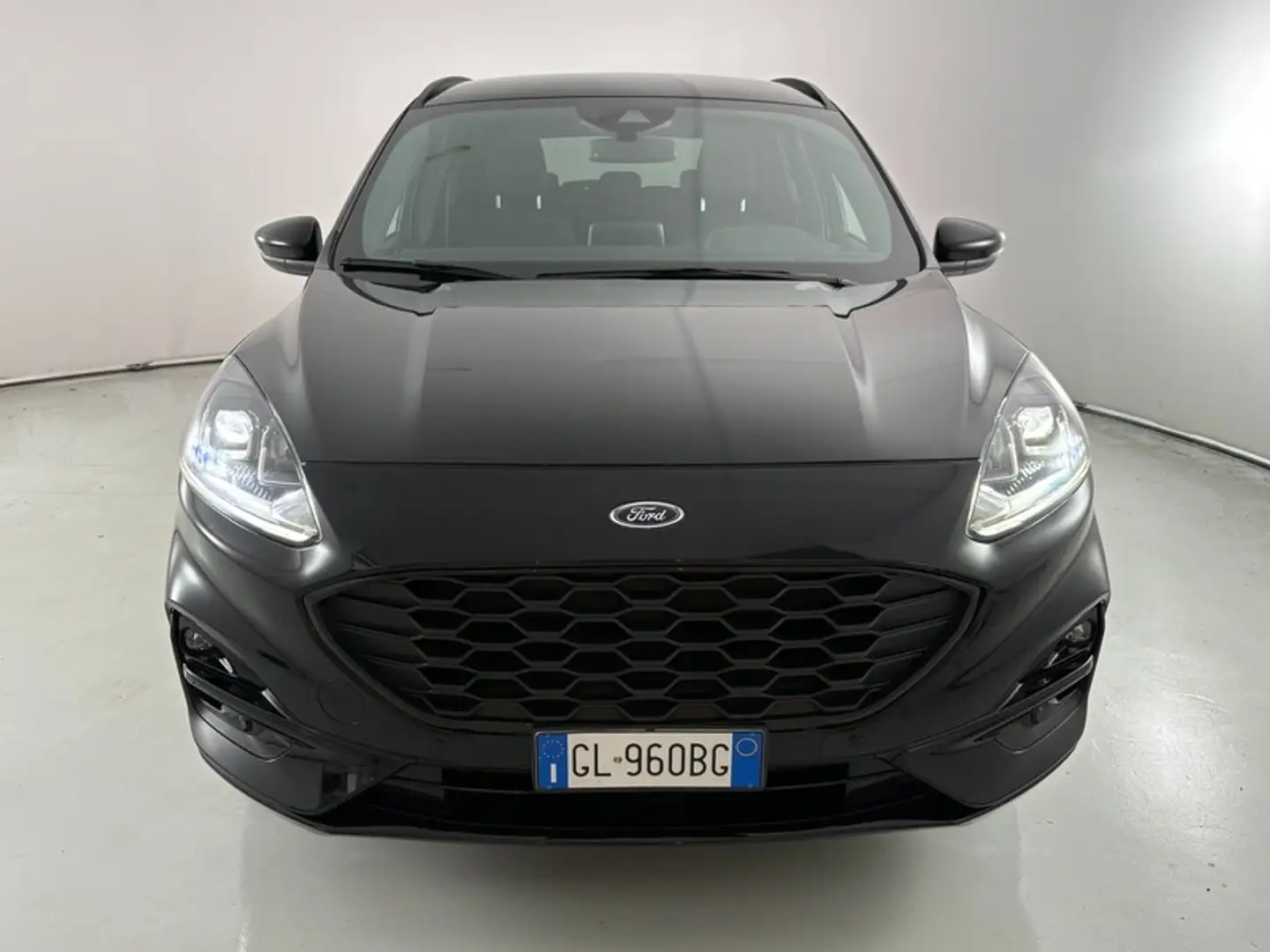 Ford Kuga 1.5 EcoBlue ST-Line Zwart - 2