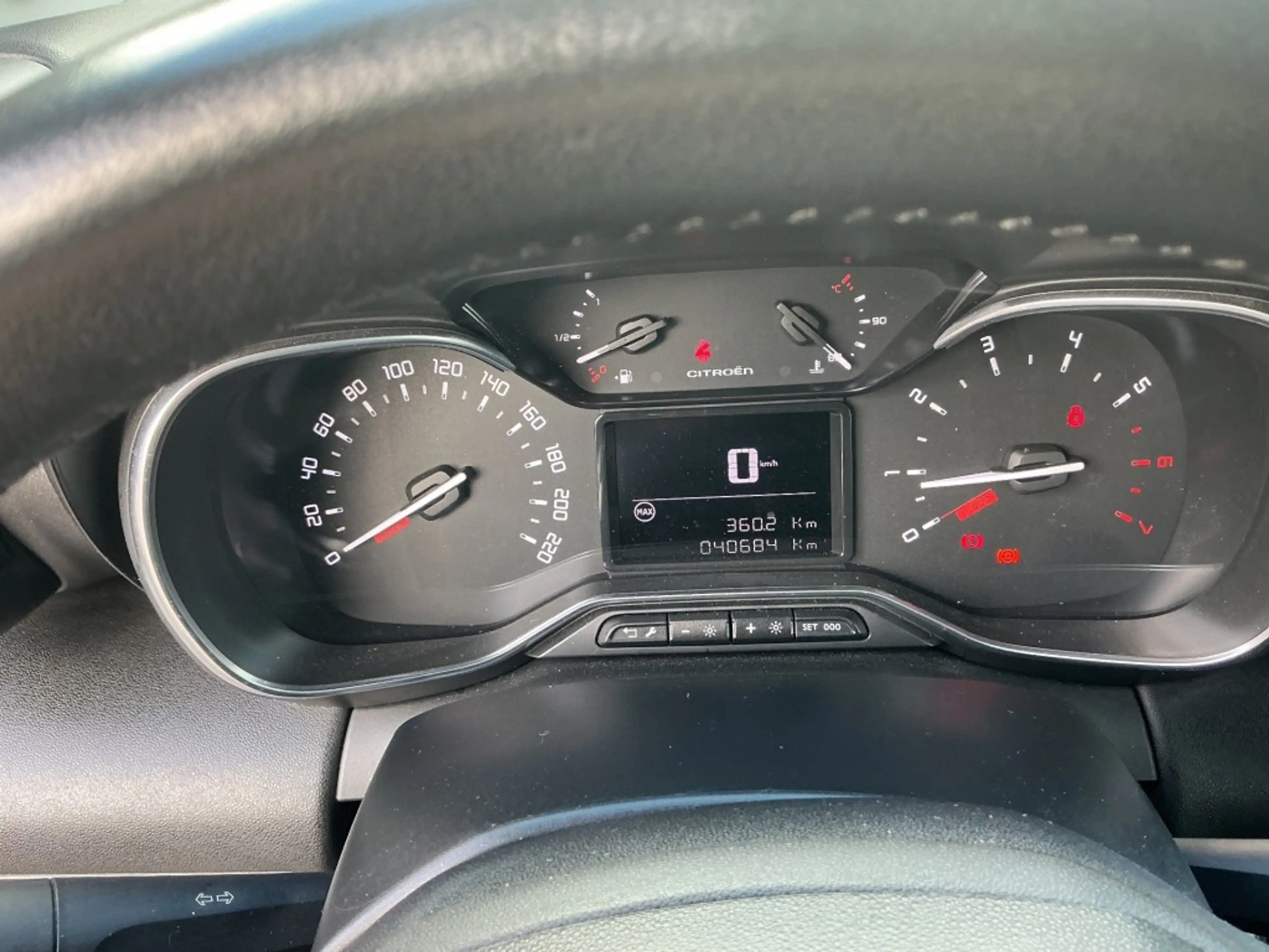 Citroen C3 1.2 Pure Tech S&S Feel Aircross — photo 13