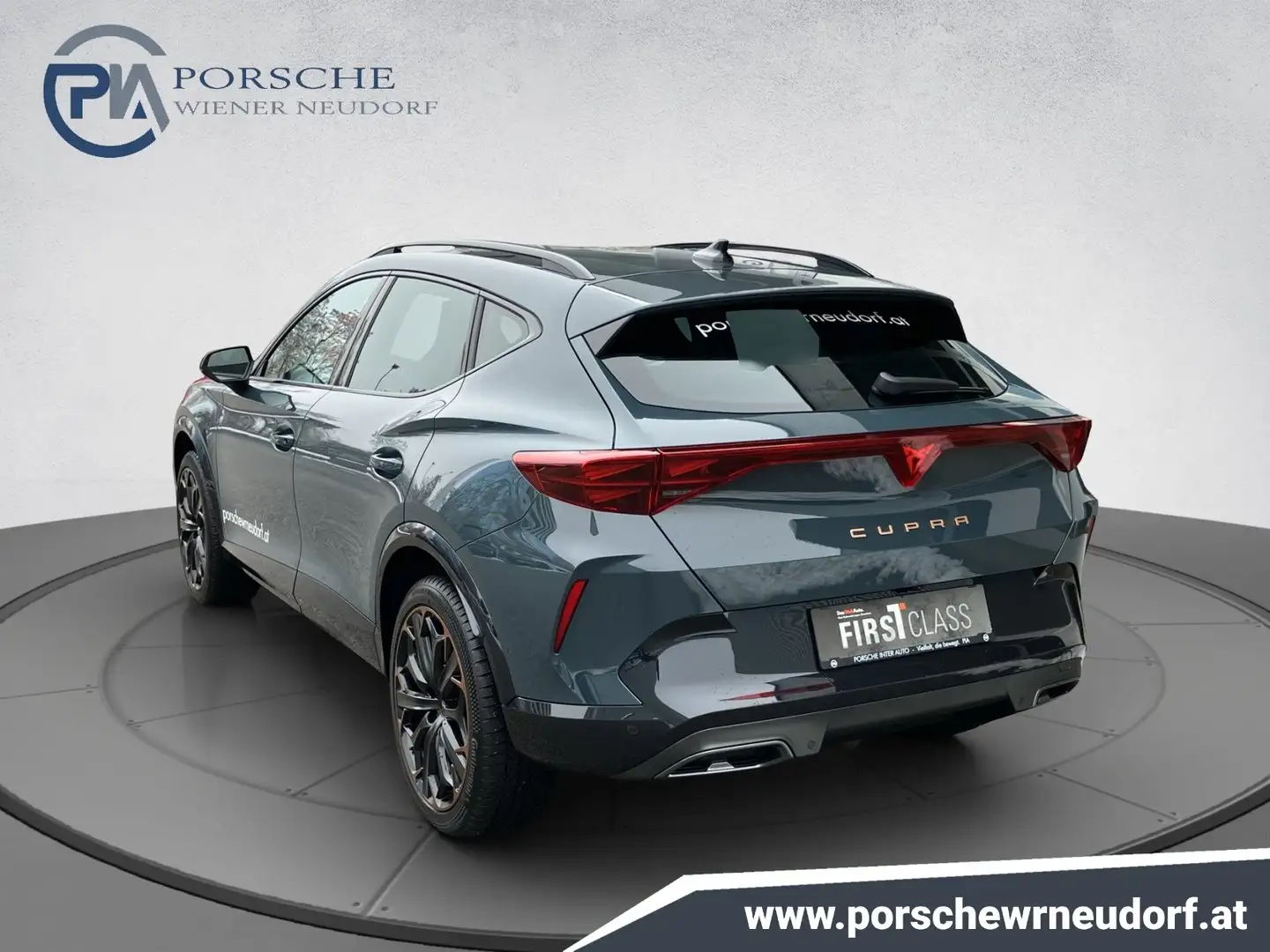 CUPRA Formentor 1.5 e-TSI 150 PS DSG Blau - 2