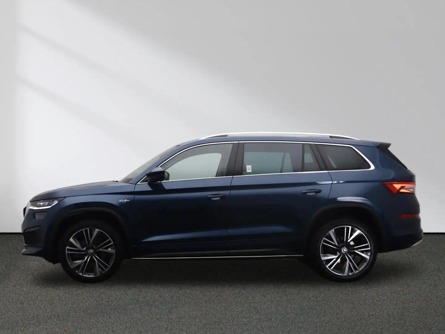 Skoda Kodiaq L&K 2.0 TDI DSG 4x4 AHK Pano Navi LED ACC Albastru - 2