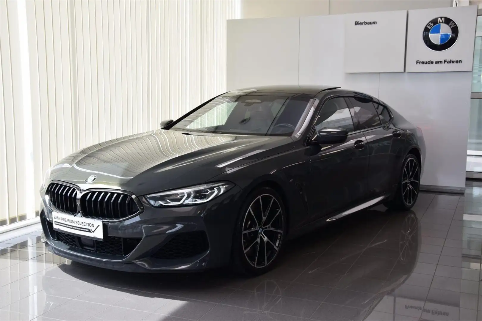 BMW 850 i M xDrive Gran Coupe Šedá - 1
