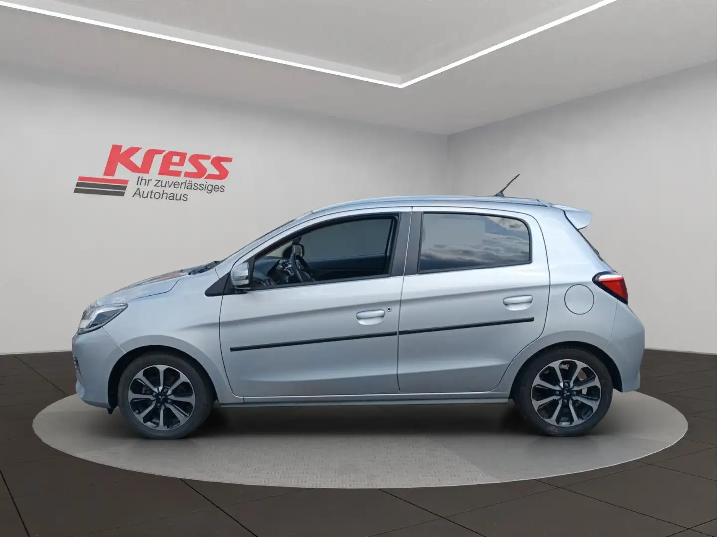 Mitsubishi Space Star 1.2 MIVEC AS&G Top Silber - 2