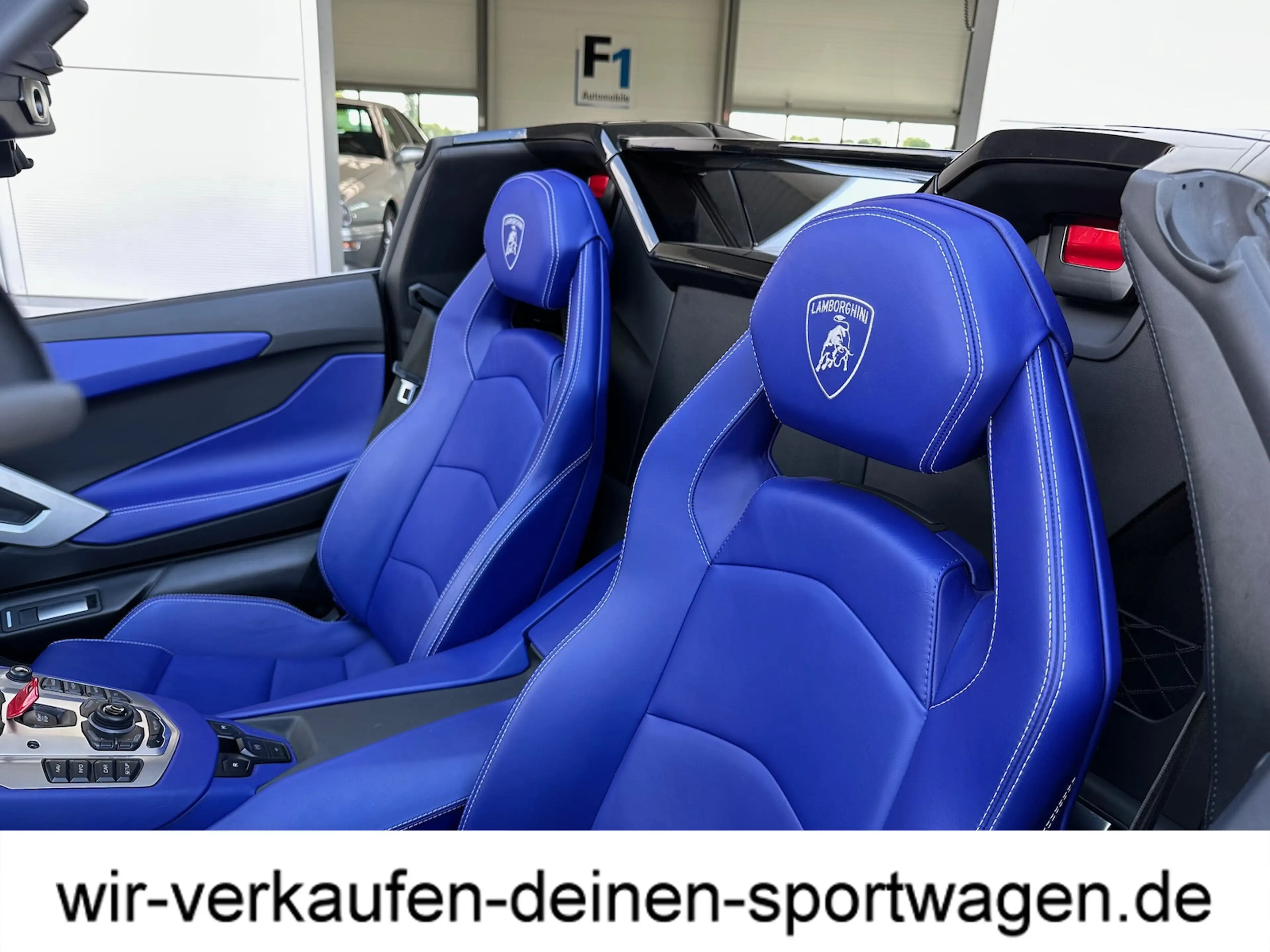 Lamborghini Aventador LP 700-4 Sonderleder Lift Kamera orig. 5000 KM DT. — photo 6