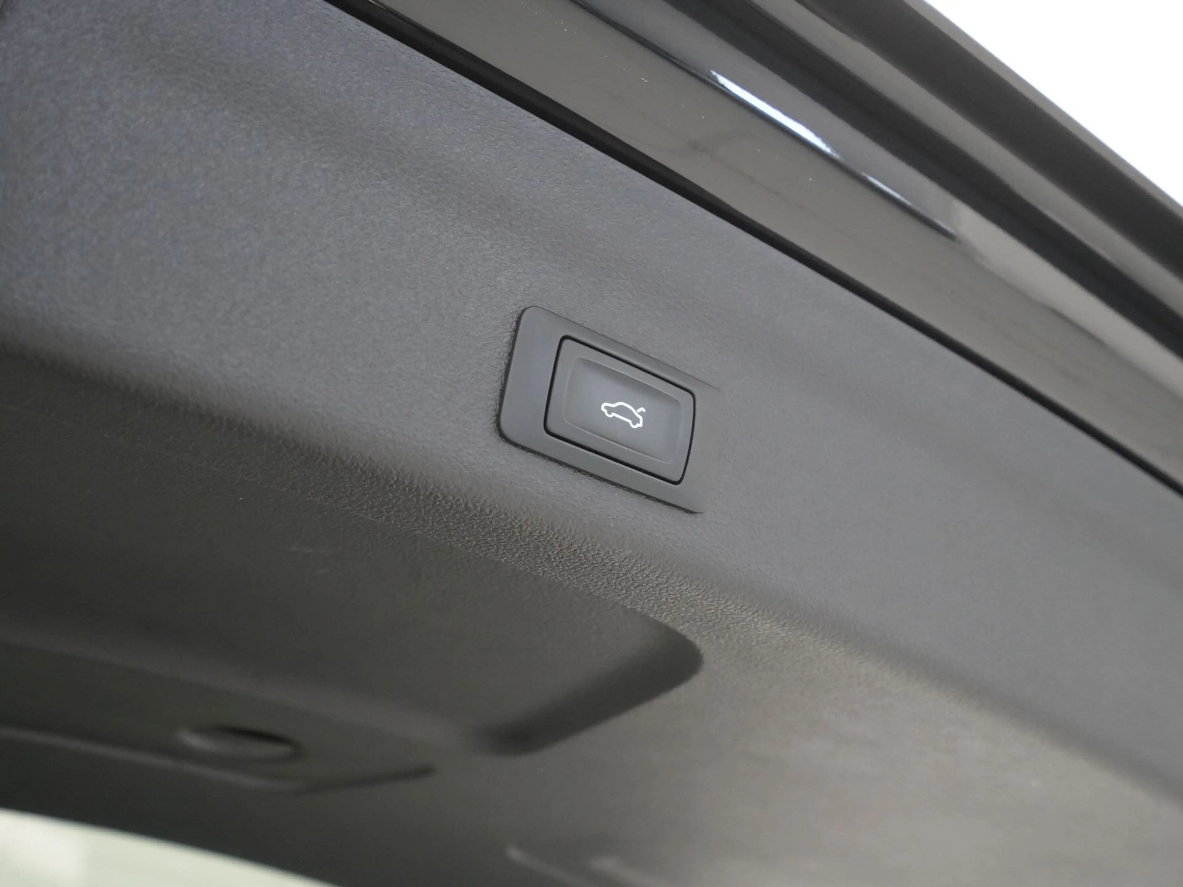 Audi A6 Avant 40 TFSI 204 Pk S edition Competition / Panod — photo 10